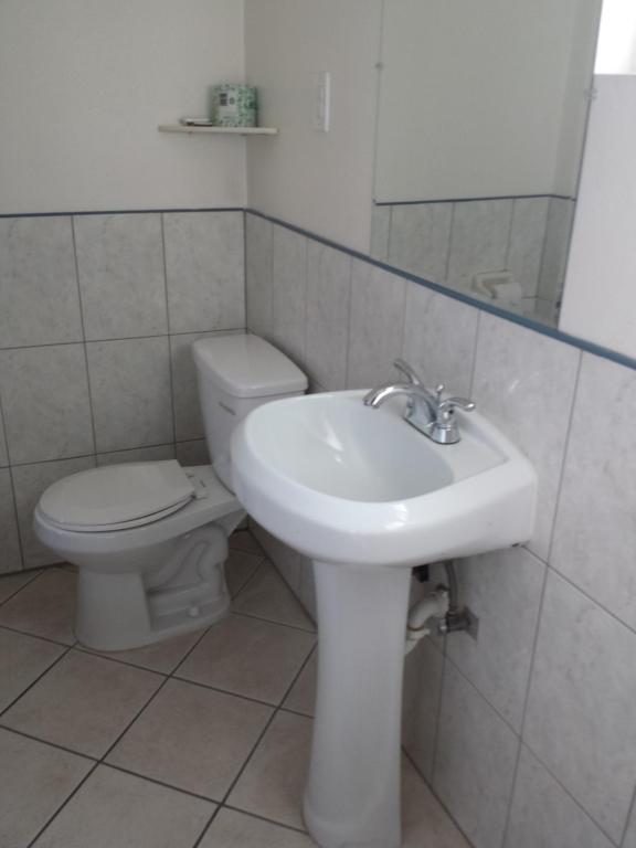 New Kansan Motel Rancho Cucamonga Pokój zdjęcie